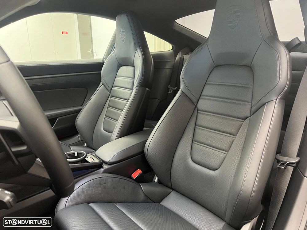 Porsche 911 (992) Carrera GTS - 25