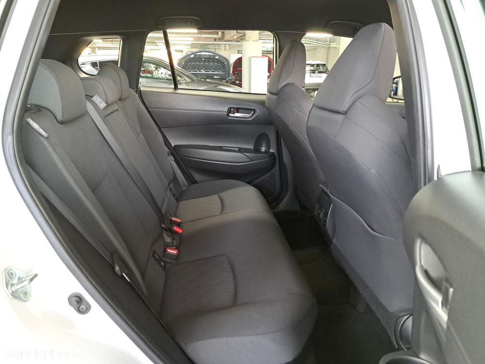 Toyota Corolla Cross - 9