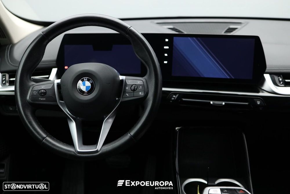 BMW X1 sDrive18d xLine - 13
