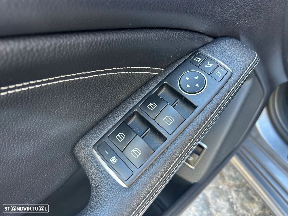 Mercedes-Benz CLA 180 d Urban - 8