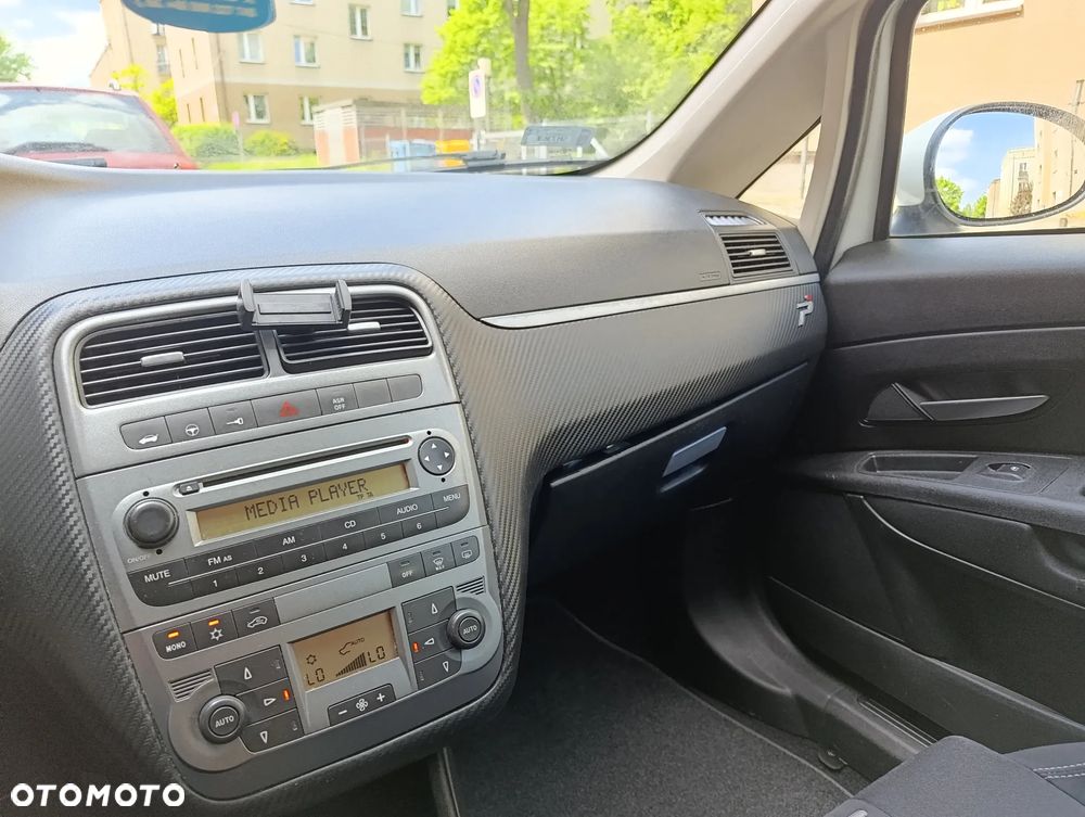 Fiat Grande Punto - 6