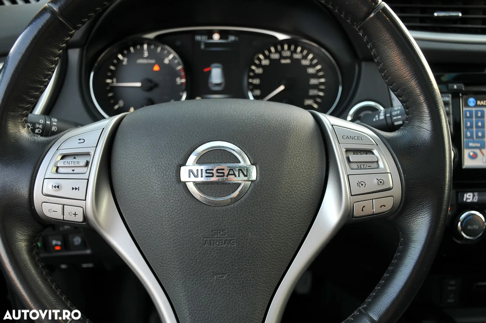 Nissan X-Trail 2.0 dCi ALL-MODE 4x4i Xtronic N-Connecta - 18
