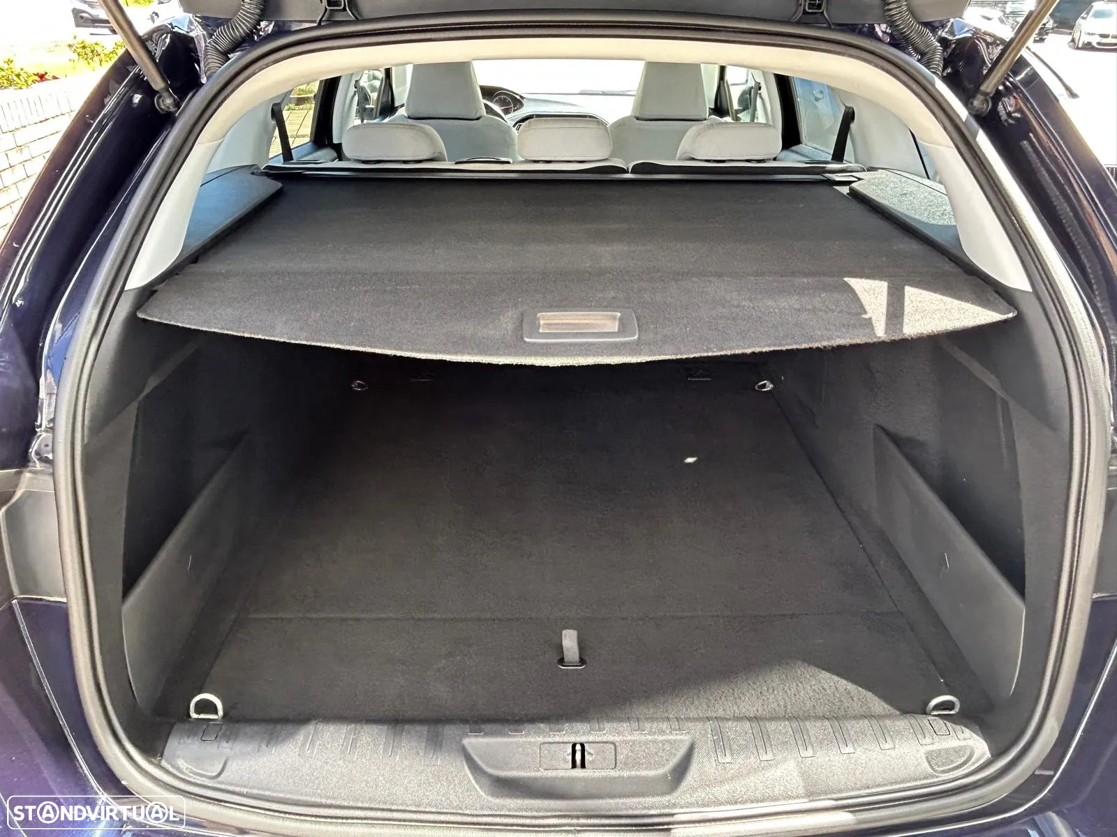 Peugeot 308 SW 1.5 BlueHDi Allure Pack - 26