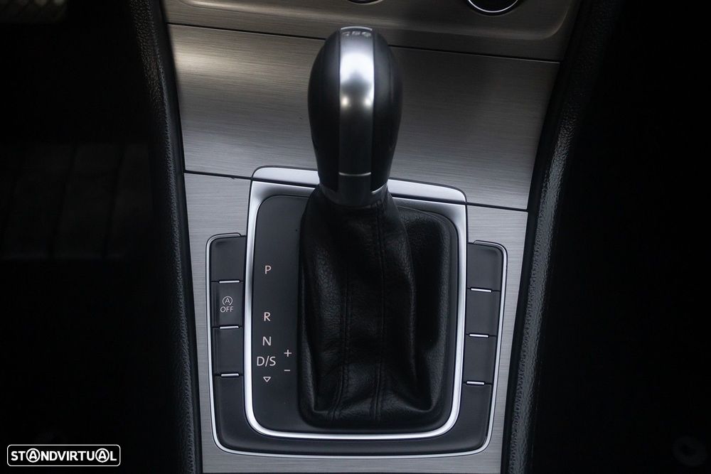 VW Golf 1.6 TDi Confortline DSG - 13