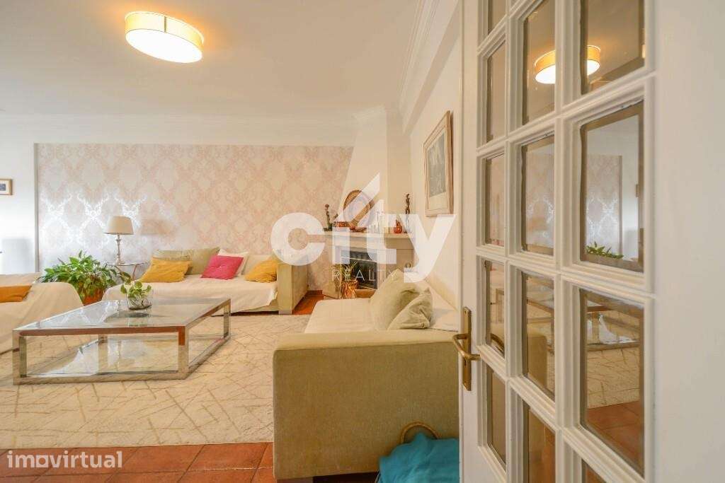 Apartamento T3 de Prestígio em Telheiras | Totalmente Mobilado com Gar - Grande imagem: 3/37