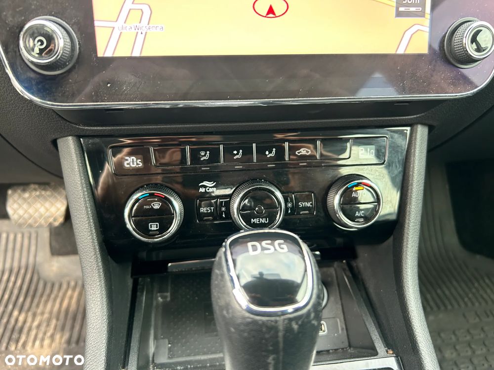 Skoda Superb 1.8 TSI Ambition DSG - 11