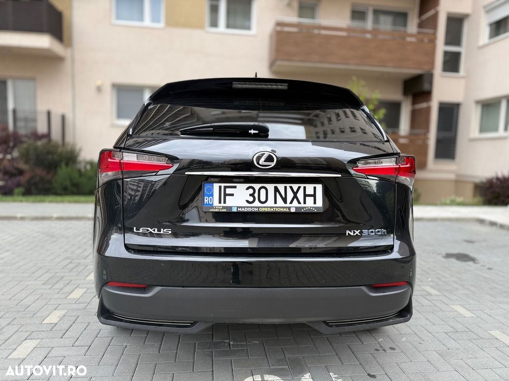 Lexus Seria NX - 5