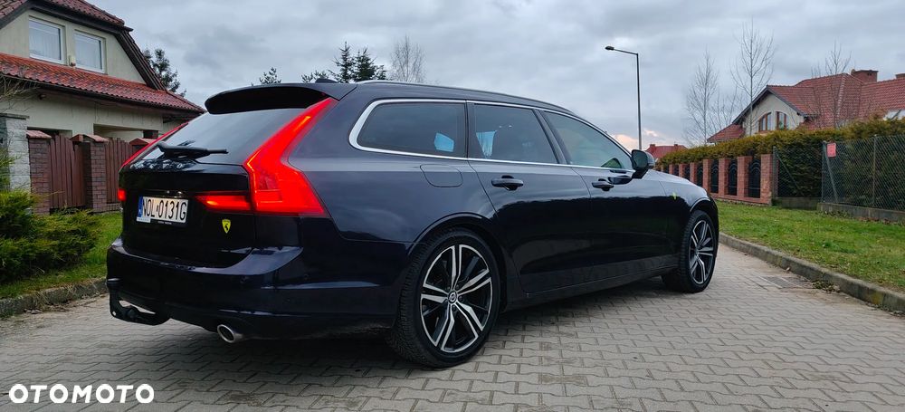 Volvo V90 D4 Geartronic Momentum - 30