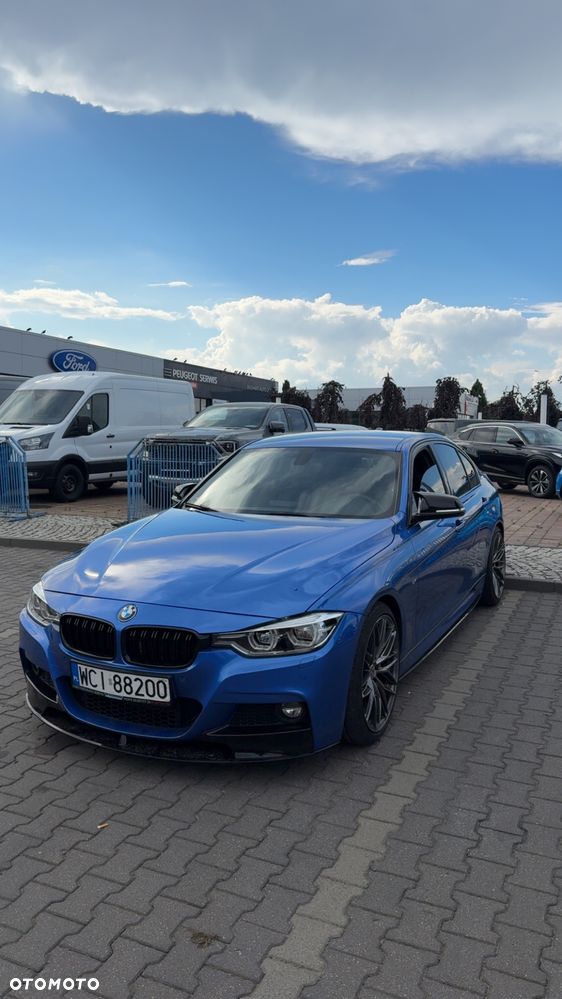 BMW Seria 3 320d M Sport - 11
