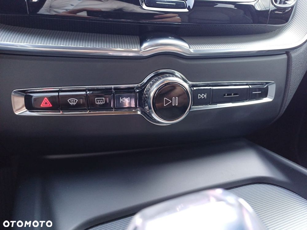 Volvo XC 60 - 26