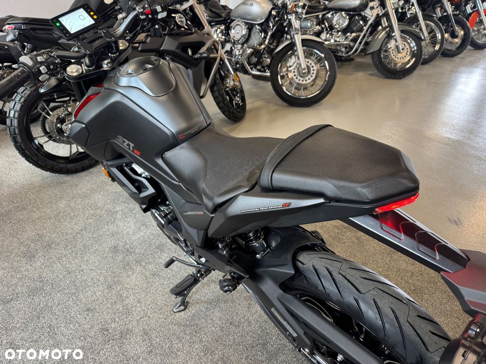 Zontes 125U - 12