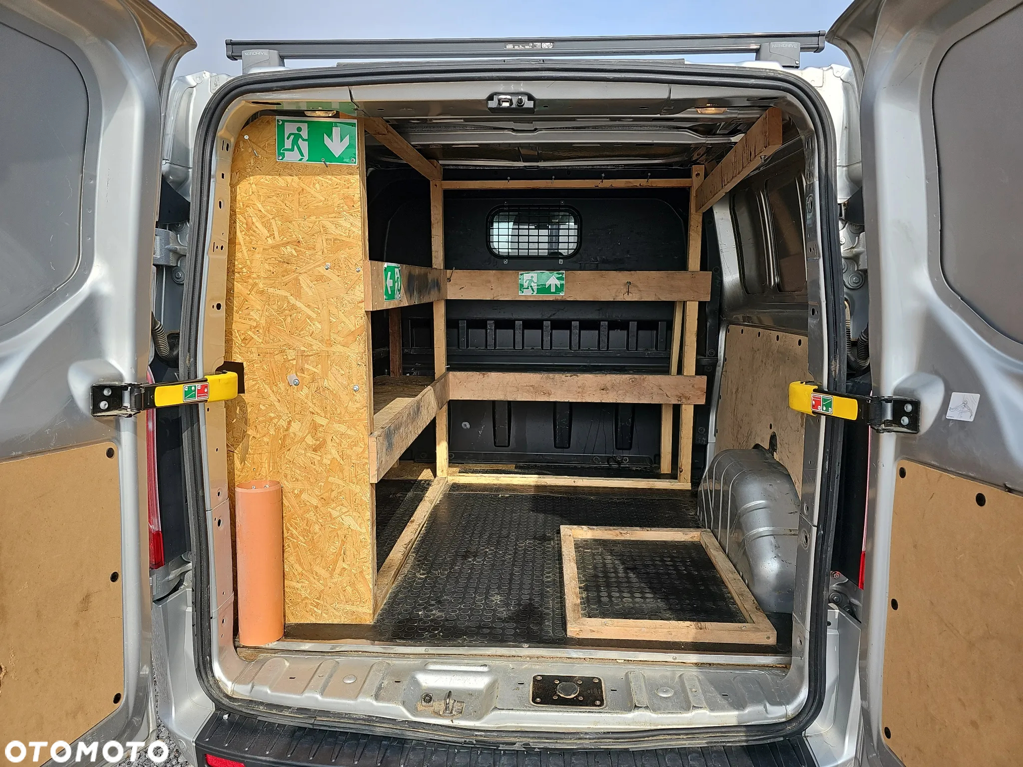 Ford Transit Custom 320 L2H1 Trend (bryg.) - 17