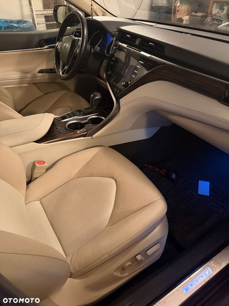 Toyota Camry 2.5 Hybrid Prestige CVT - 15