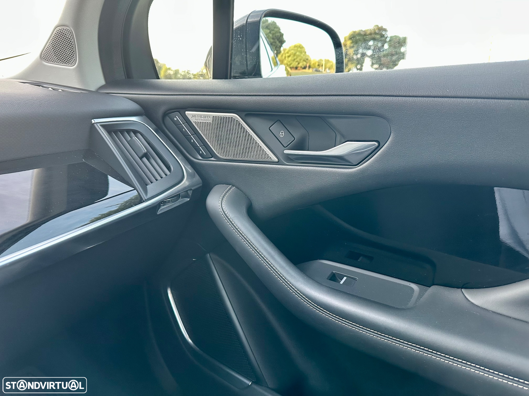 Jaguar I-Pace EV400 AWD HSE - 26