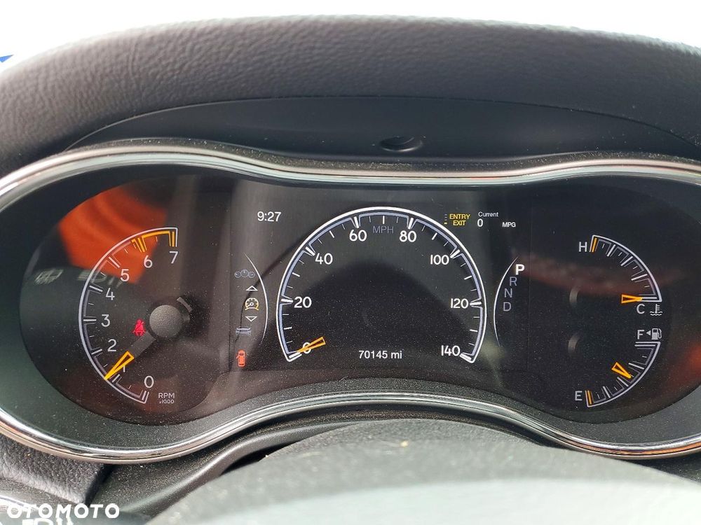 Jeep Grand Cherokee - 13