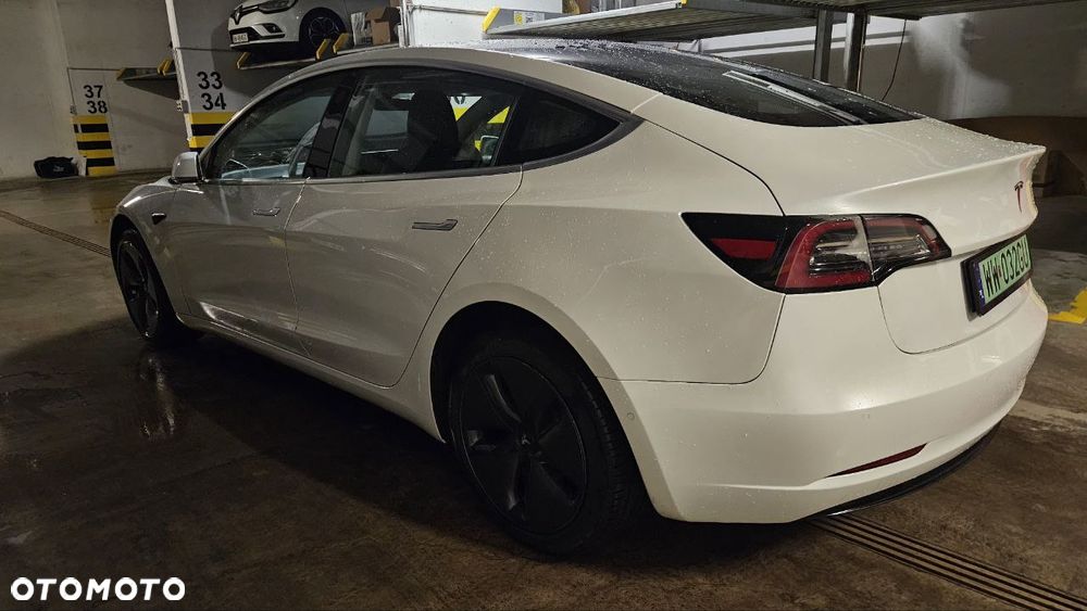 Tesla Model 3 Standard Reichweite Plus Hinterradantrieb - 8