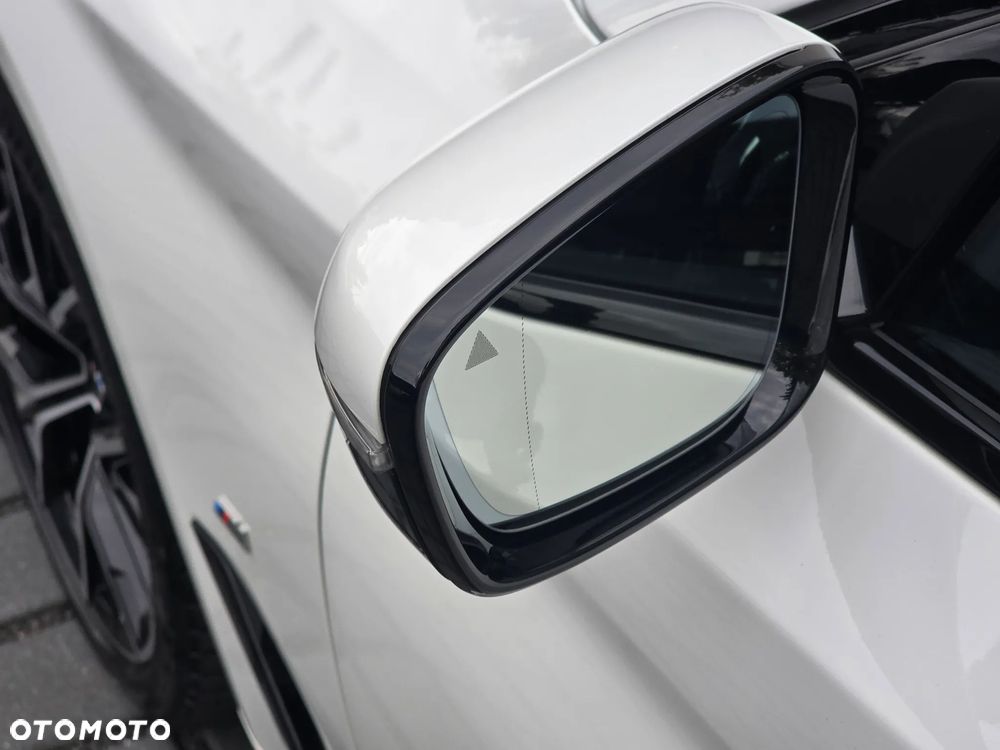 BMW Seria 5 520d xDrive MHEV M Sport sport - 28