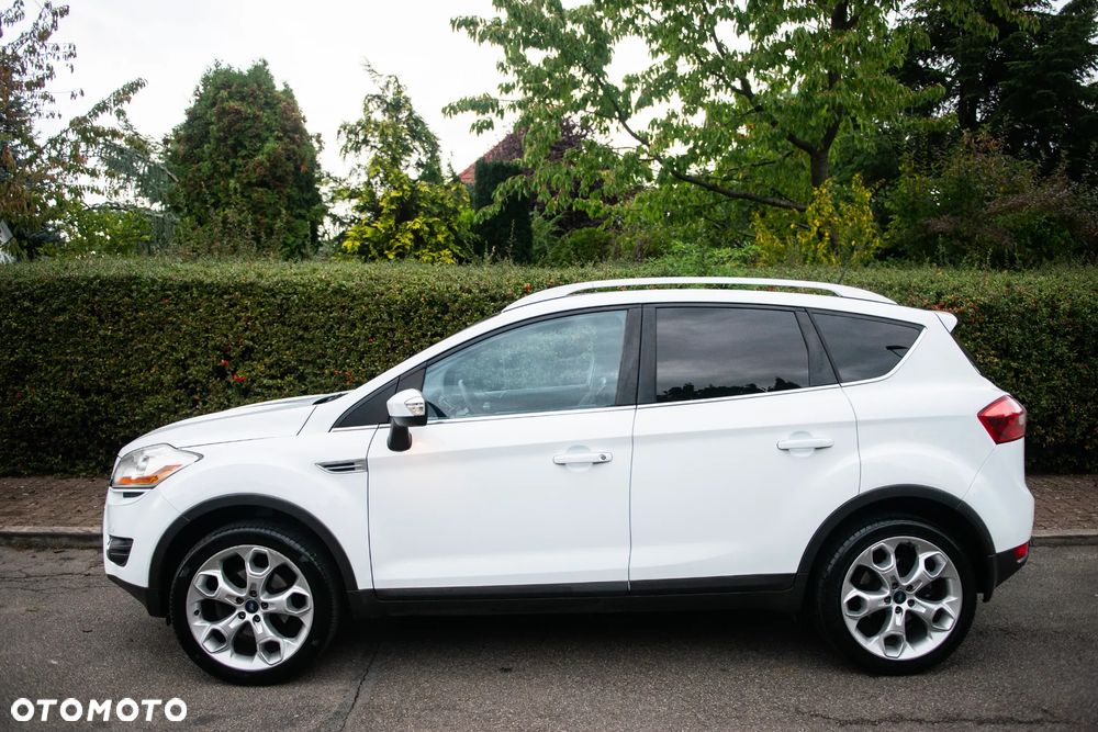 Ford Kuga 2.0 TDCi 4x4 Titanium - 4