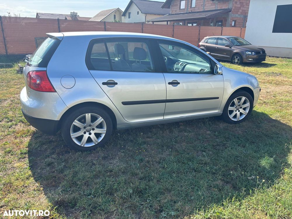 Volkswagen Golf - 3
