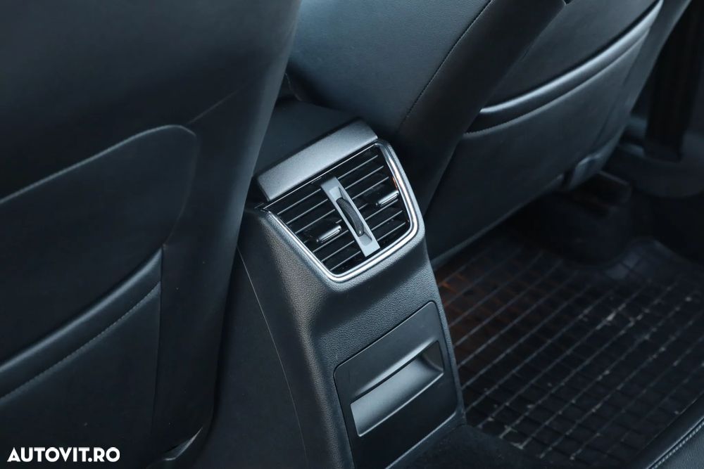 Skoda Octavia 1.6 TDI DSG Style - 25