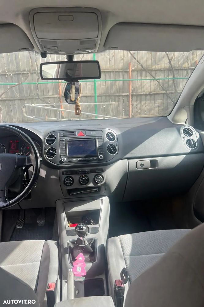 Volkswagen Golf Plus 1.9 TDI Comfortline - 23