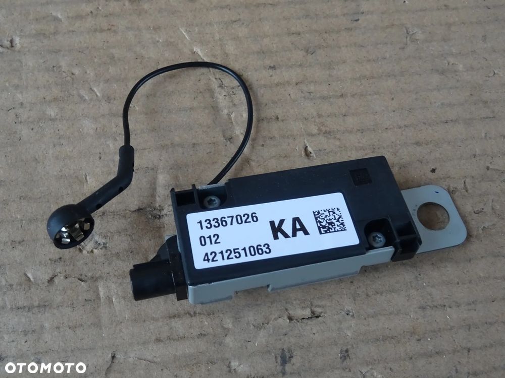 OPEL INSIGNIA ASTRA J ZAFIRA C MOKKA MODUŁ WZMACNIACZ ANTENOWY SYGNAŁU ANTENY GPS - 8