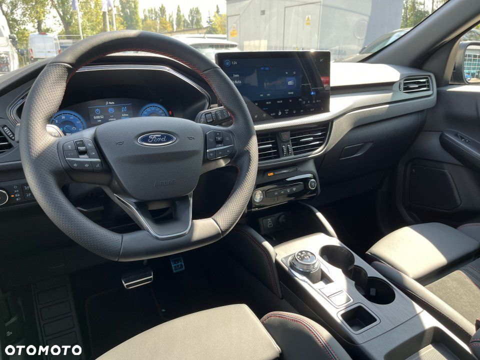 Ford Kuga - 10