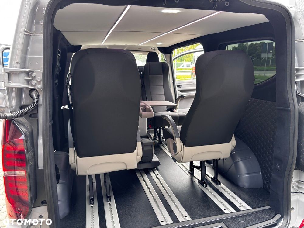 Volkswagen Transporter 2.0 TDI 150 KM 8-automat 8m L1 - 33