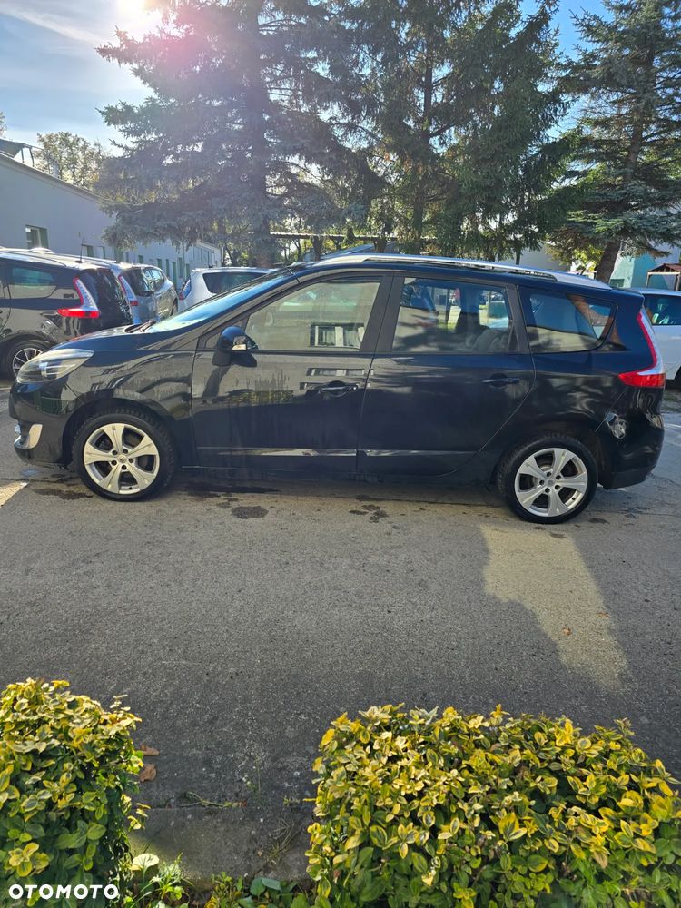 Renault Grand Scenic - 3