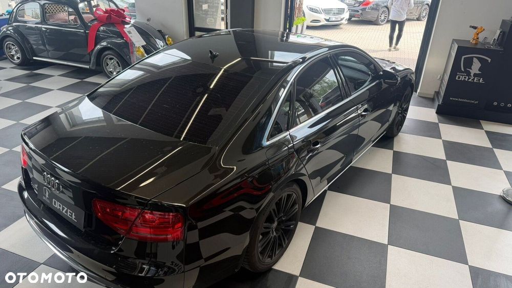 Audi A8 - 7