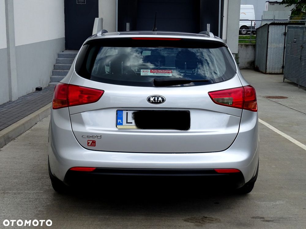 Kia Ceed 1.4 L - 7