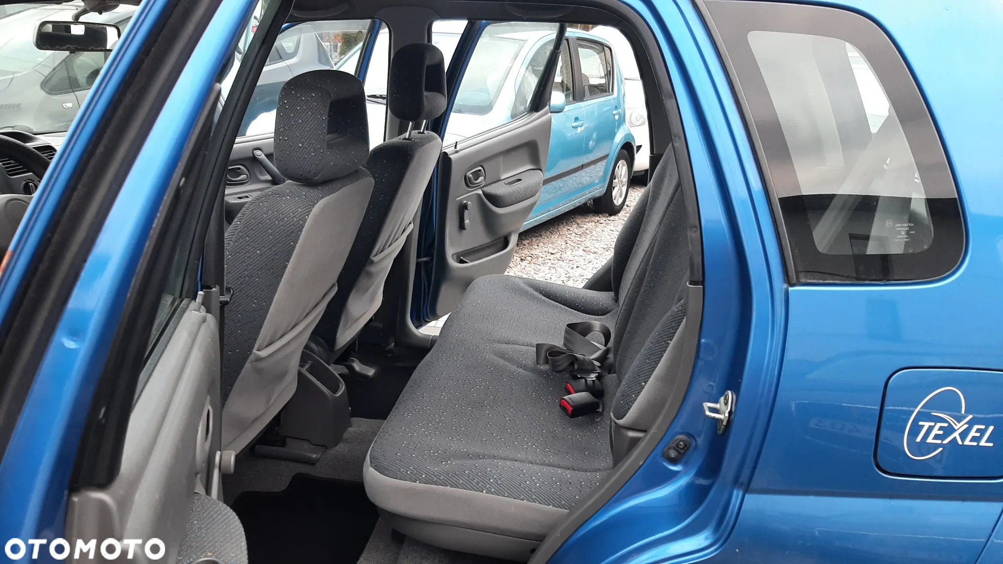 Suzuki Ignis 1.3 4x4 - 12