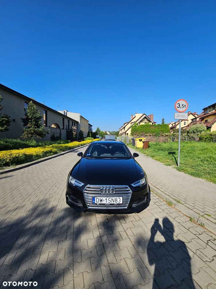 Audi A4 Avant 40 TDI S Line S tronic - 13