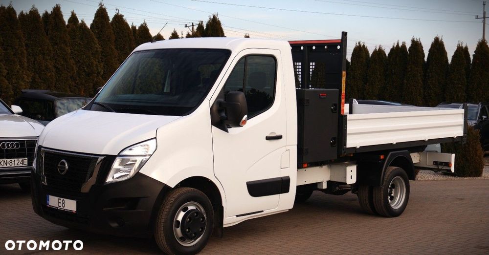 Nissan NV400 - 9
