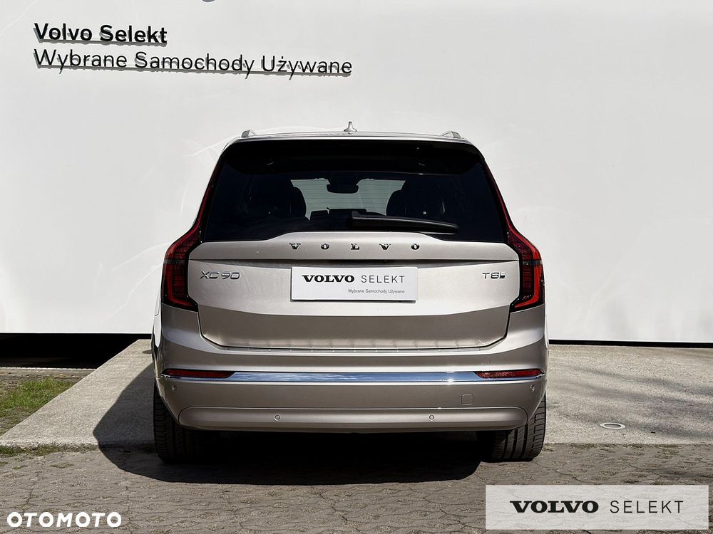 Volvo XC 90 - 9