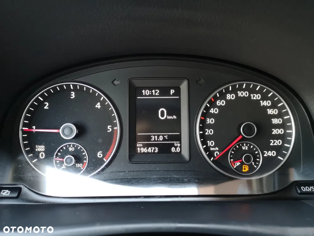 Volkswagen Touran 2.0 TDI DPF DSG Cross - 20
