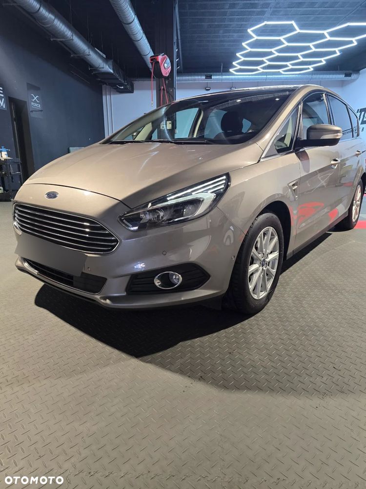 Ford S-Max 2.0 TDCi Titanium PowerShift - 28