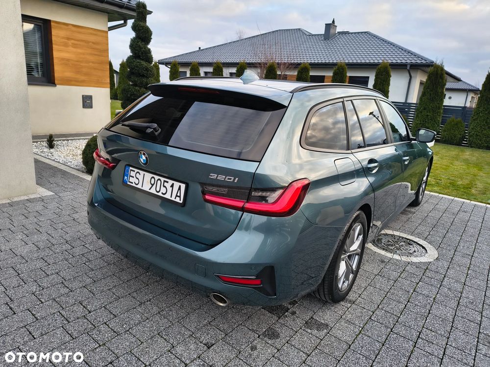 BMW Seria 3 320i Sport Line Shadow - 6