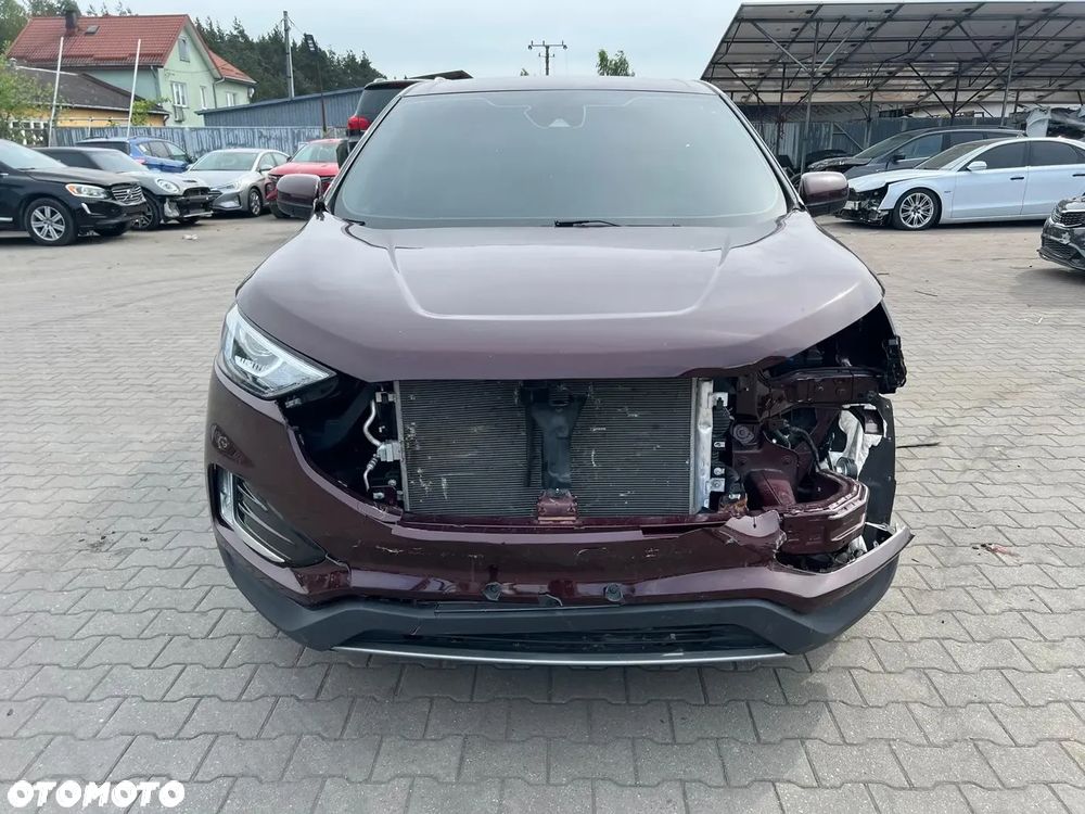 Ford Edge - 5