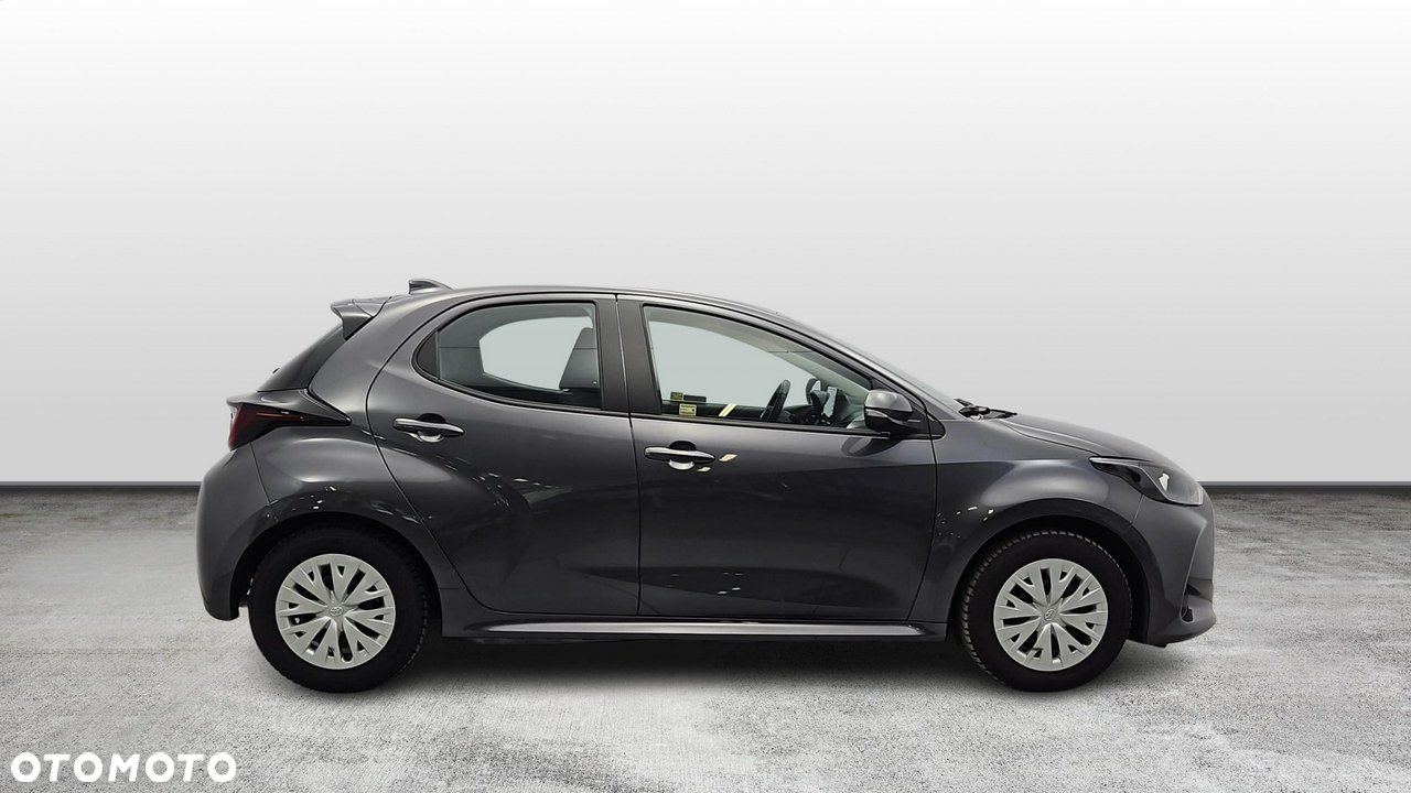 Toyota Yaris - 6
