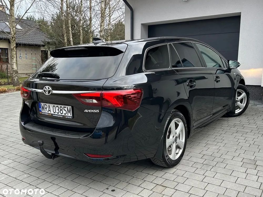 Toyota Avensis Touring Sports 1.8 Multidrive S Executive - 21