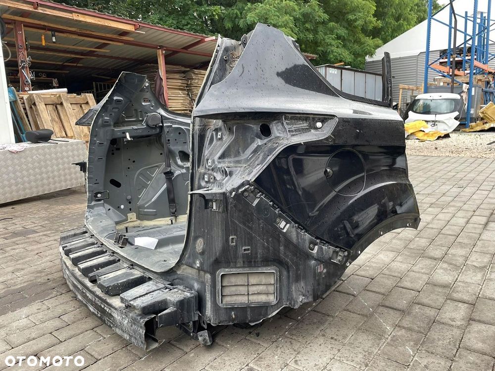 FORD ESCAPE KUGA MK2 LIFT PAS TYŁ KAROSERII WANNA LEWA PRAWA - 2