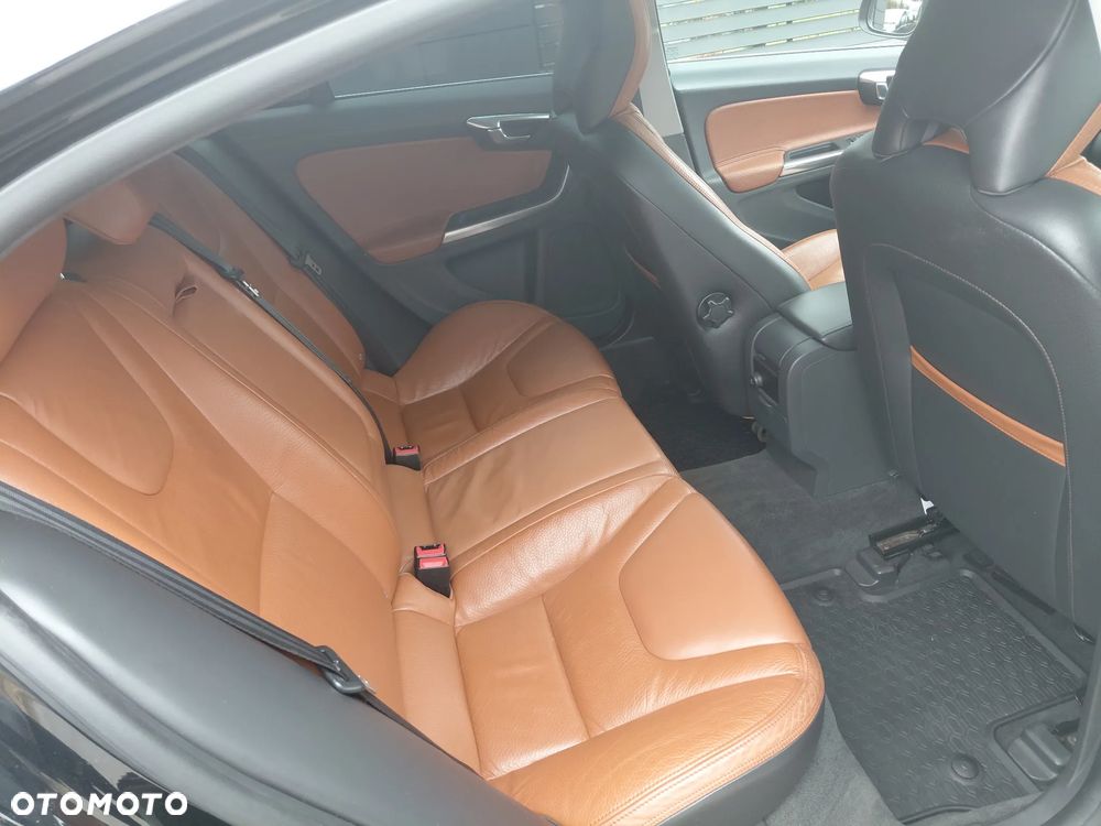 Volvo S60 D3 Geartronic Momentum - 18