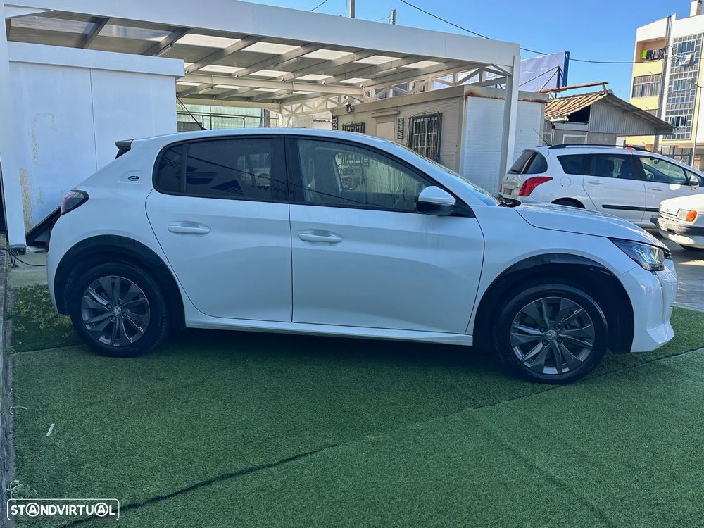 Peugeot e-208 50 kWh Allure Pack - 3