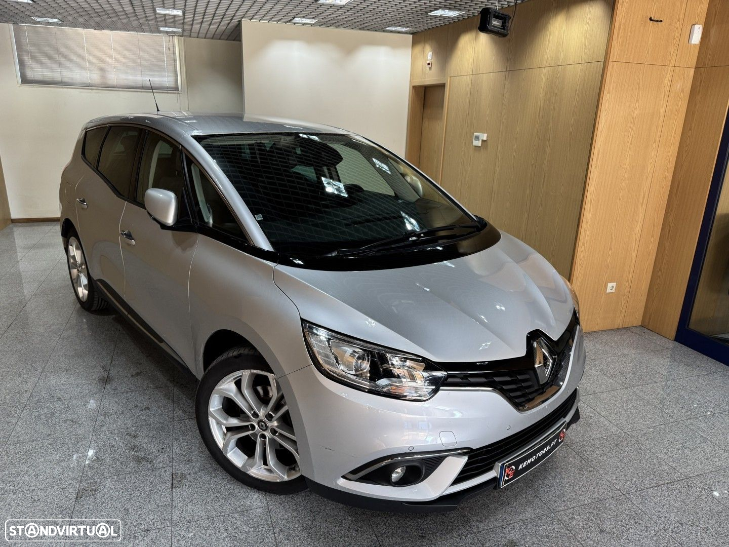 Renault Grand Scénic - 11