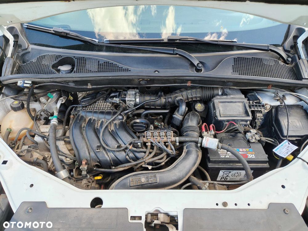 Dacia Dokker 1.6 SCe Laureate - 17