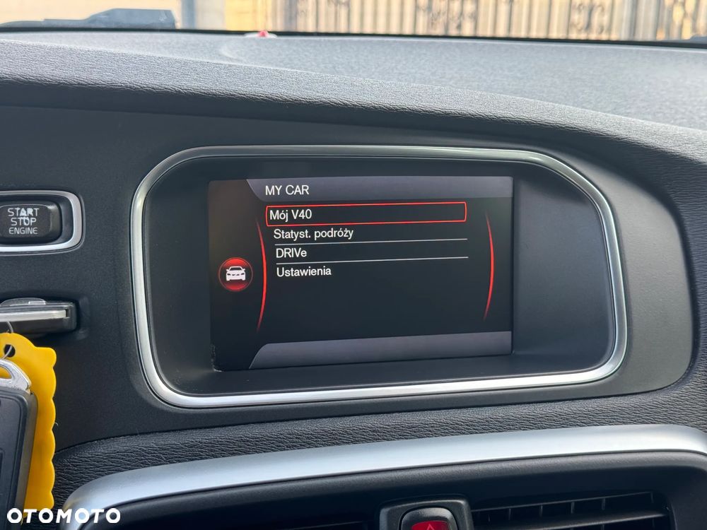 Volvo V40 D2 Momentum - 14