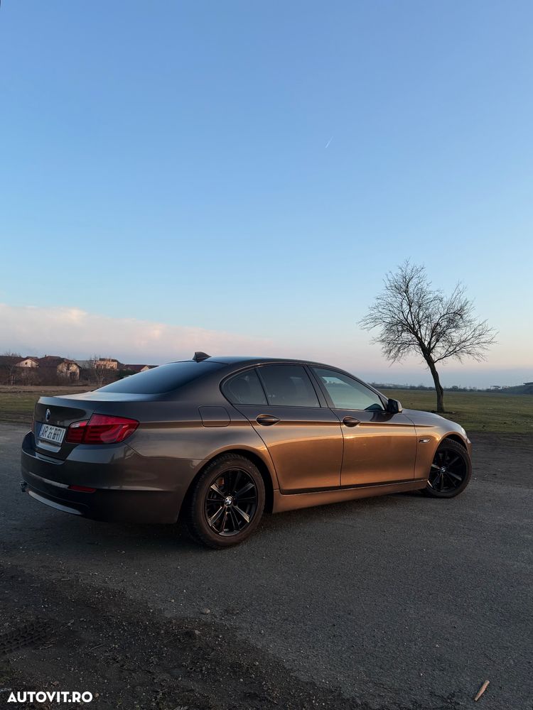 BMW Seria 5 520d Aut. - 2