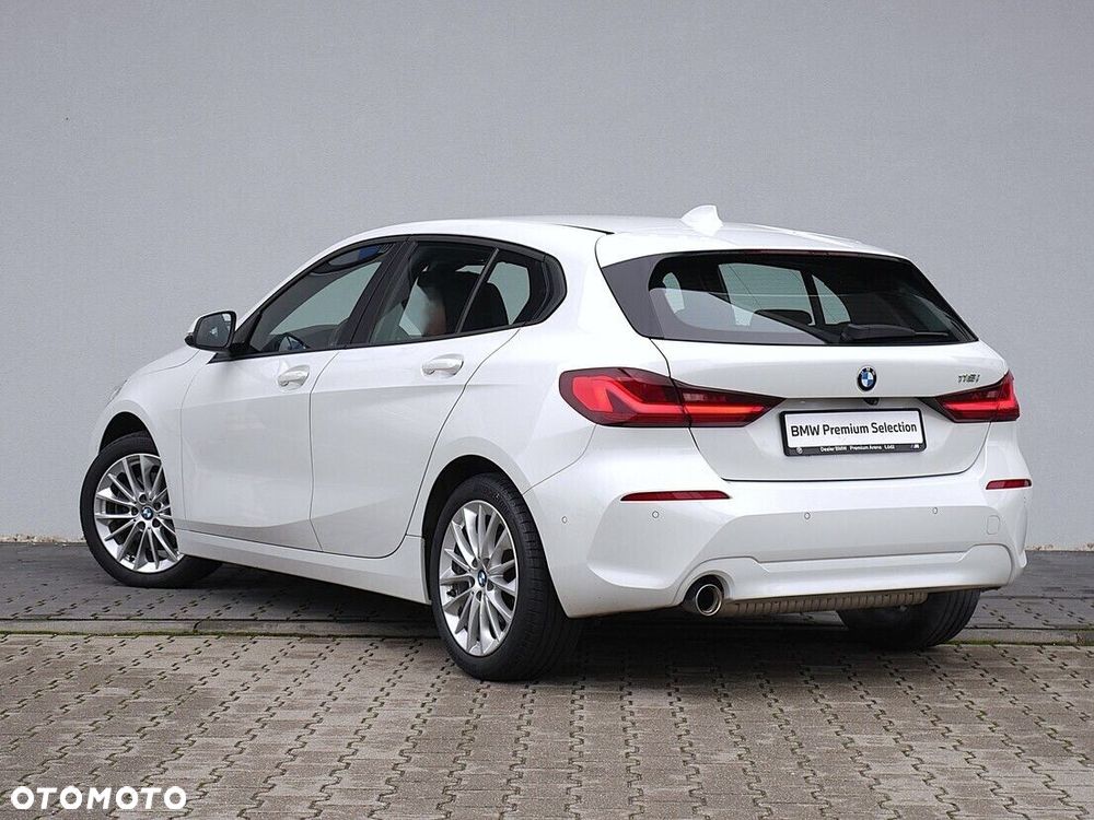 BMW Seria 1 118i - 3