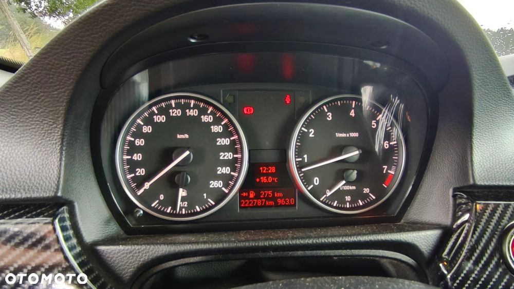 BMW Seria 3 320i - 11
